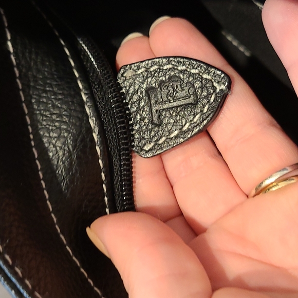 Tod's leather shoulder bag - Picture 8 of 8